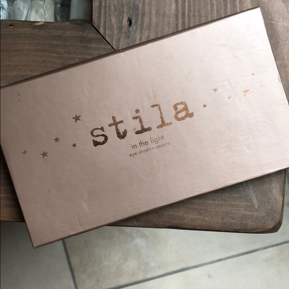 Stila eyeshadow palette
